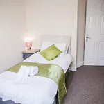 Millfields 3 Bedroom House Near City Centre With Private Parking