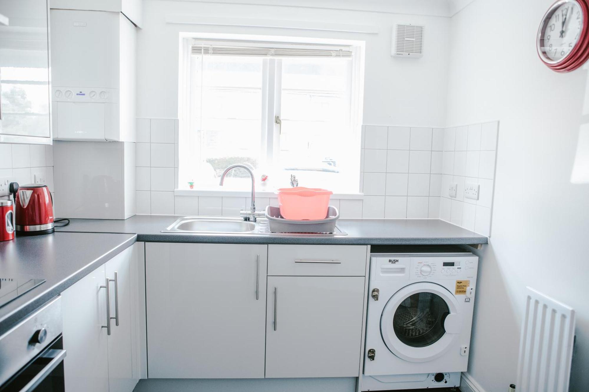 Holiday home Millfields 3 Bedroom House Near Centre With Private Parking *