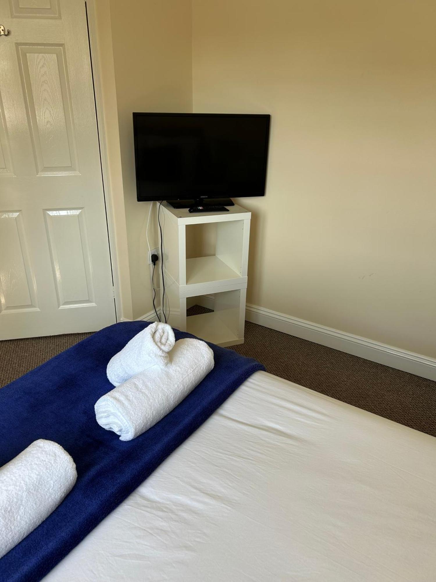 Millfields 3 Bedroom House Near Centre With Private Parking Holiday home Plymouth